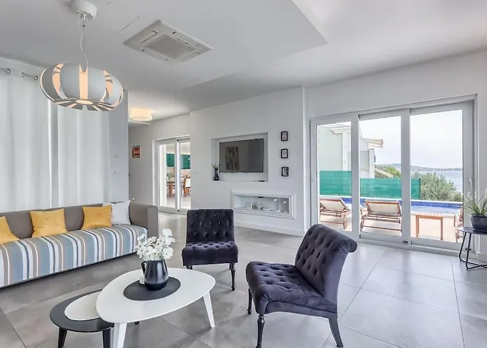 Villa La Perla Rogoznica (Sibenik-Knin)