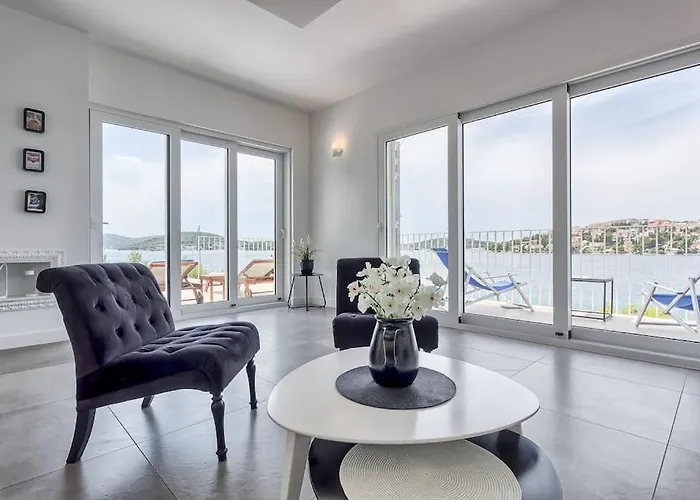 Villa La Perla Rogoznica (Sibenik-Knin)