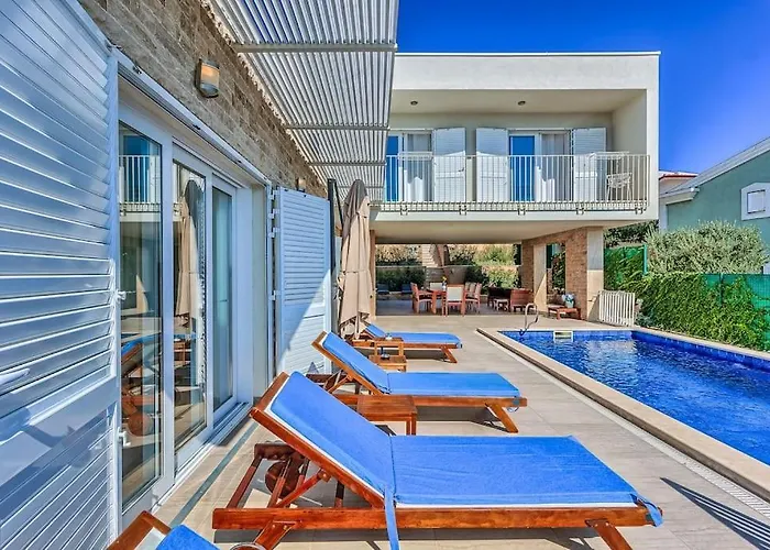 La Perla * Rogoznica (Sibenik-Knin)